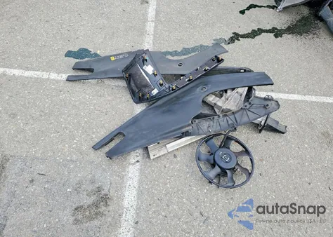 2018 Tesla Model S z USA, uszkodzony, nr VIN 5YJSA1E20JF282651